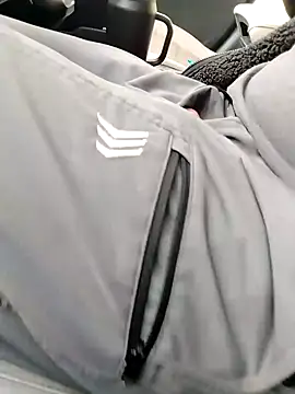 Hotredheadandtoungelasher online show from February 13, 9:50 pm