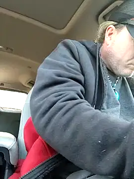 Hotredheadandtoungelasher online show from January 14, 7:11 pm