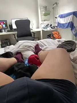 Luishorny19 online show from January 28, 10:45 am