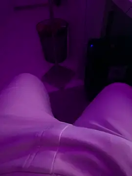 Luishorny19 online show from January 4, 11:38 pm