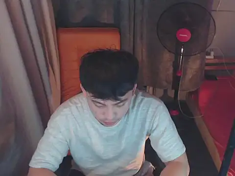 princeJayX online show from May 20, 2:07 am
