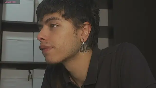 Snapshot of _morghan_ chatting on February 23, 3:18 am  morghan  online show from February 23, 3:18 am