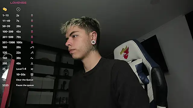 Snapshot of _morghan_ chatting on December 12, 4:15 am  morghan  online show from December 12, 4:15 am