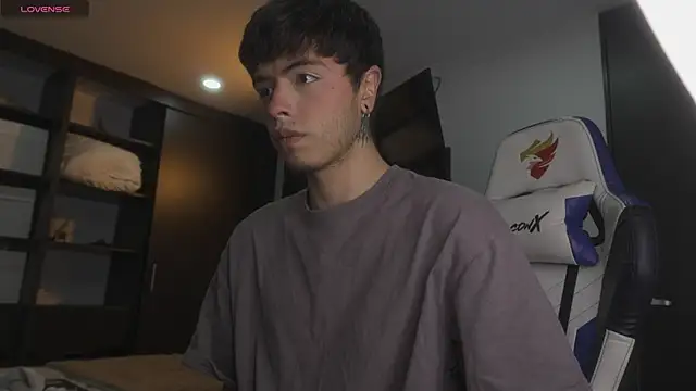 Snapshot of _morghan_ chatting on October 23, 3:43 am  morghan  online show from October 23, 3:43 am