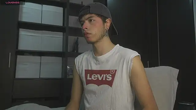 Snapshot of _morghan_ chatting on March 20, 3:23 am  morghan  online show from March 20, 3:23 am