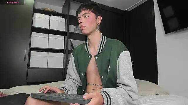 Snapshot of _morghan_ chatting on February 2, 4:26 am  morghan  online show from February 2, 4:26 am