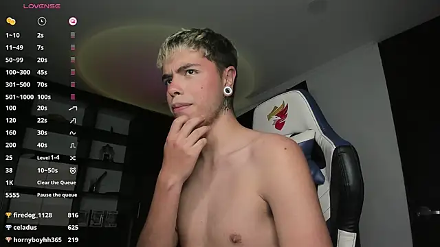 Snapshot of _morghan_ chatting on January 3, 5:39 am  morghan  online show from January 3, 5:39 am