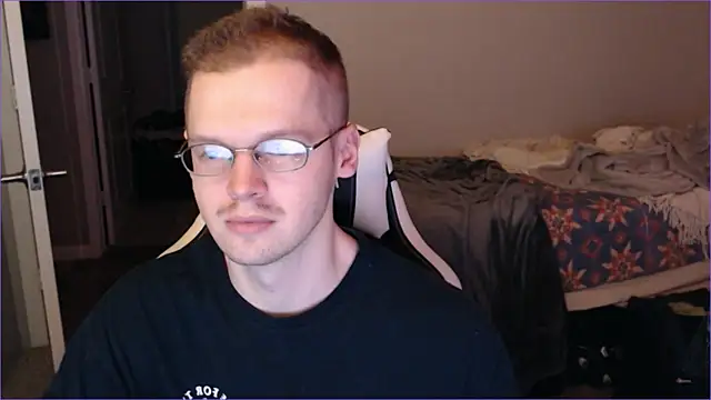 doloresman online show from February 18, 12:37 am