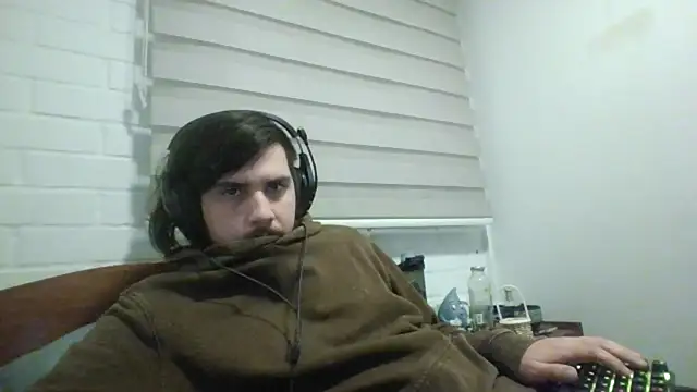 hung weeb online show from June 24, 4:15 am