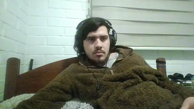 hung weeb online show from July 26, 5:04 am