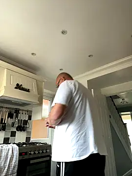 Snapshot of Garry831 chatting on October 1, 4:00 pm Garry831 online show from October 1, 4:00 pm