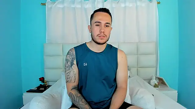 Snapshot of juan__jimenez chatting on October 8, 8:24 pm juan  jimenez online show from October 8, 8:24 pm