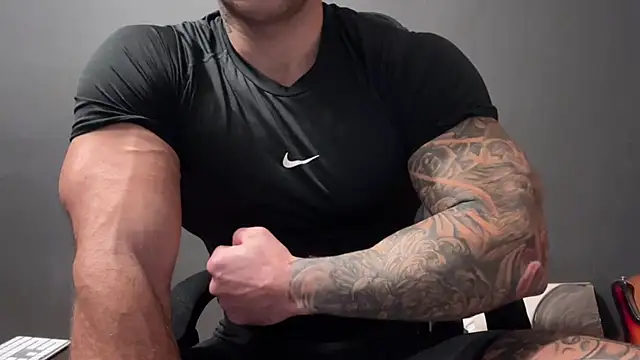 Mr YourGod online show from December 3, 5:57 am