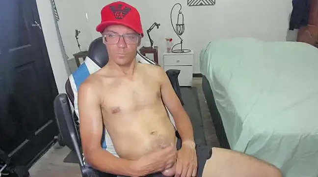 guachin hunk online show from January 18, 5:59 pm