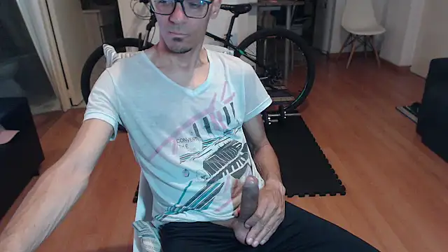 guachin hunk online show from September 22, 3:39 am