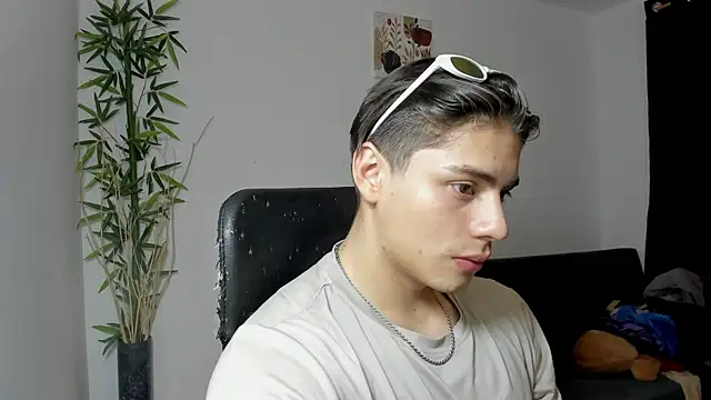 Giordano Russo online show from March 6, 2:30 am