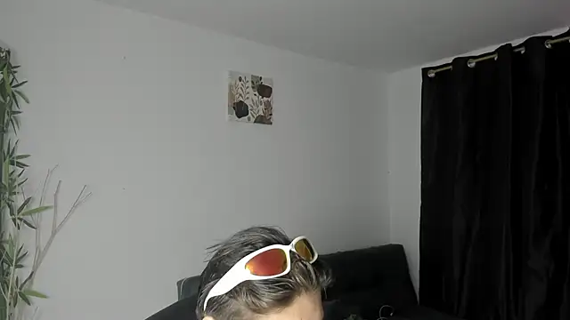 Giordano Russo online show from December 13, 4:54 am