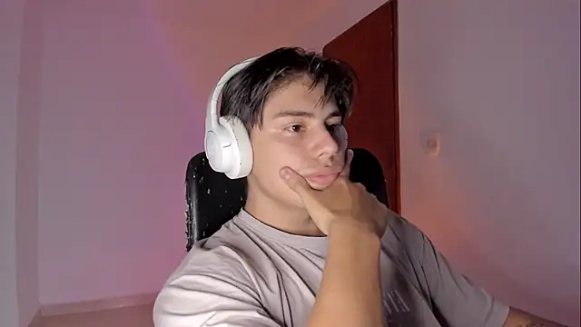 Giordano Russo online show from January 31, 9:57 pm