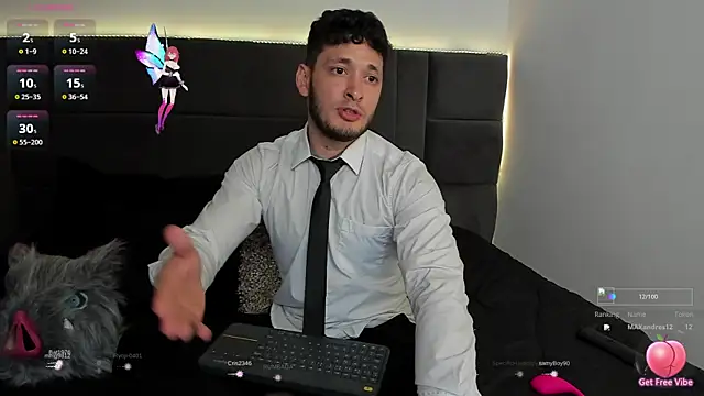 Snapshot of alejandro__2 chatting on October 16, 4:26 pm alejandro  2 online show from October 16, 4:26 pm