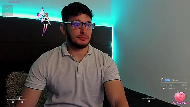 Snapshot of alejandro__2 chatting on October 23, 5:05 pm alejandro  2 online show from October 23, 5:05 pm