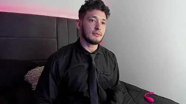 Snapshot of alejandro__2 chatting on September 26, 4:16 pm alejandro  2 online show from September 26, 4:16 pm