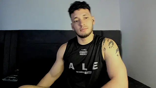 Snapshot of alejandro__2 chatting on September 14, 6:43 pm alejandro  2 online show from September 14, 6:43 pm