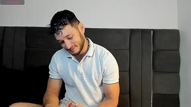 alejandro  2 online show from April 23, 6:43 pm