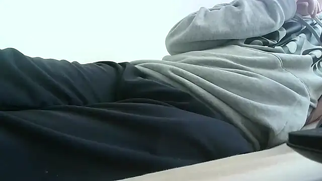 ScalicHat69 online show from November 4, 8:59 am