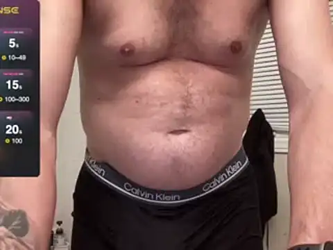 Snapshot of ttboy2000 chatting on February 24, 12:52 am ttboy2000 online show from February 24, 12:52 am