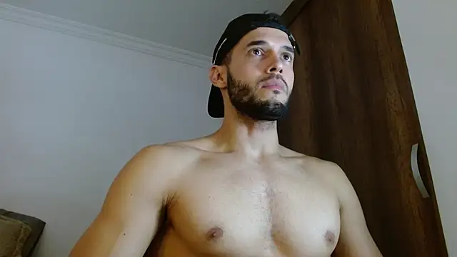 Noah jhonsonn online show from April 13, 4:07 pm