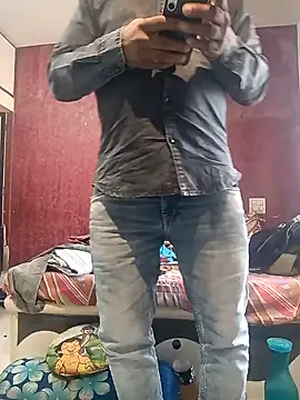 Snapshot of hornydick4you chatting on December 19, 9:51 am hornydick4you online show from December 19, 9:51 am