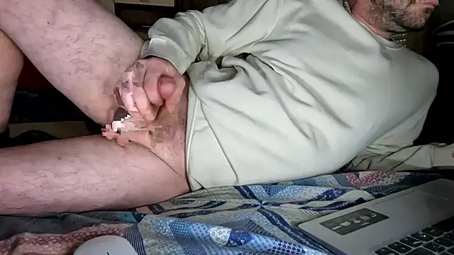 Snapshot of Lucas1andOnly4Girl chatting on January 13, 12:45 pm Lucas1andOnly4Girl online show from January 13, 12:45 pm