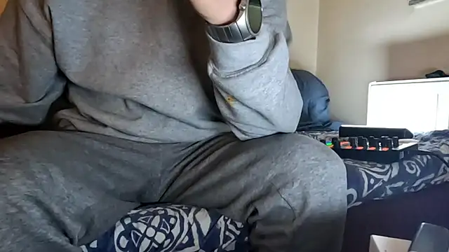 Snapshot of Lucas1andOnly4Girl chatting on December 11, 12:24 am Lucas1andOnly4Girl online show from December 11, 12:24 am