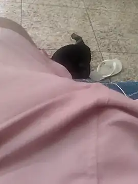 Snapshot of vini4016 chatting on December 20, 12:05 pm vini4016 online show from December 20, 12:05 pm