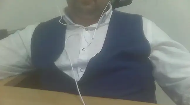 Snapshot of baygizemliadam chatting on January 2, 8:46 pm baygizemliadam online show from January 2, 8:46 pm