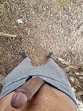 breejs online show from October 31, 7:23 am