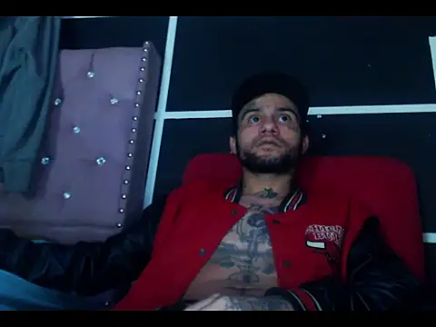 Snapshot of Christian_Stiven1 chatting on October 23, 7:23 am Christian Stiven1 online show from October 23, 7:23 am