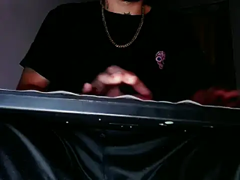 Snapshot of Christian_Stiven1 chatting on February 7, 3:55 am Christian Stiven1 online show from February 7, 3:55 am