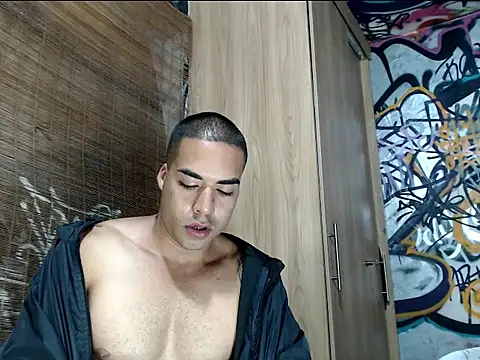 Justin Frank online show from September 19, 11:04 pm