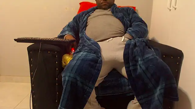 zuluboyxx online show from June 26, 8:00 pm