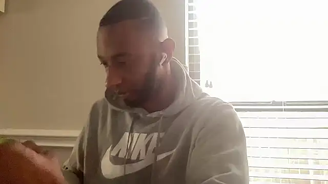 bosstang770 online show from December 12, 4:10 pm