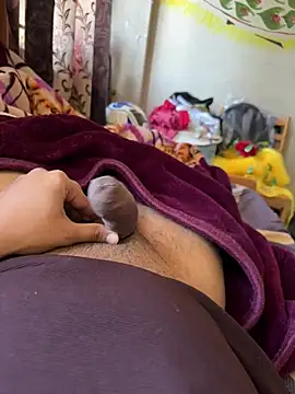 Snapshot of boobstherapist chatting on January 5, 9:37 am boobstherapist online show from January 5, 9:37 am