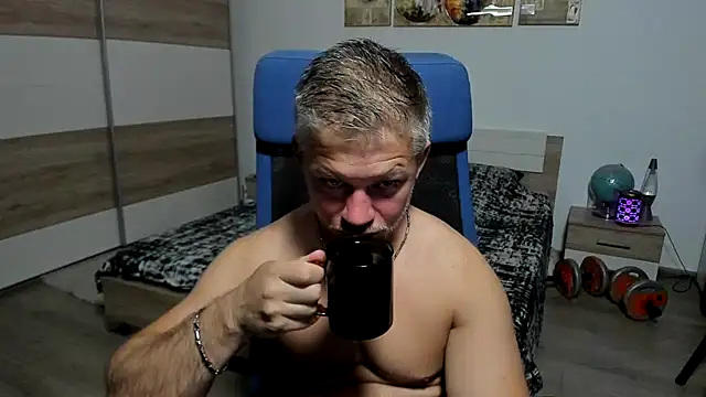 RobbyShawz online show from July 5, 5:14 am