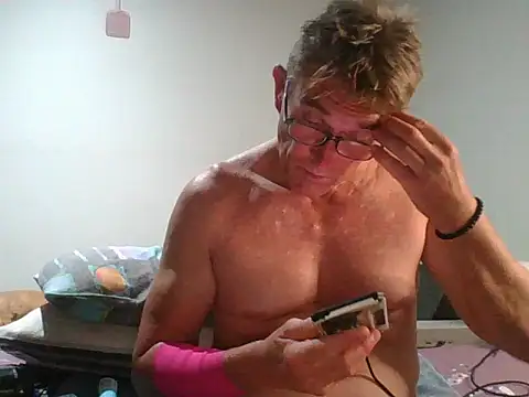 xykenrahxh online show from April 5, 4:58 pm