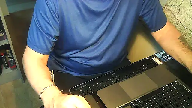 Snapshot of DUDURA@xh chatting on February 11, 7:33 am DUDURAxh online show from February 11, 7:33 am