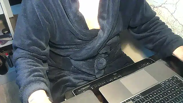 Snapshot of DUDURA@xh chatting on December 5, 7:16 am DUDURAxh online show from December 5, 7:16 am