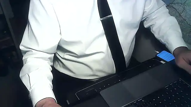 Snapshot of DUDURA@xh chatting on January 7, 4:37 pm DUDURAxh online show from January 7, 4:37 pm