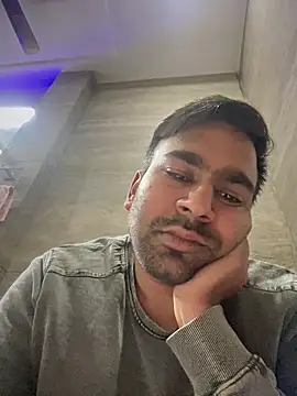 Snapshot of luciferdxm5 chatting on February 17, 3:20 pm luciferdxm5 online show from February 17, 3:20 pm