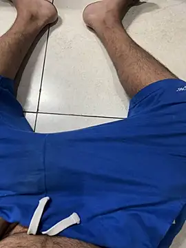 Snapshot of luciferdxm5 chatting on October 5, 3:21 am luciferdxm5 online show from October 5, 3:21 am