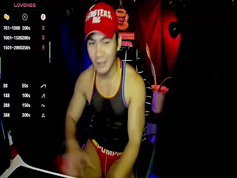 000batman000 online show from March 2, 6:25 am